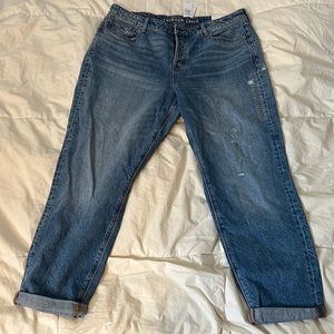 NWT American Eagle jeans. Tom girl style. Size 14, 32W. Sits low on hip